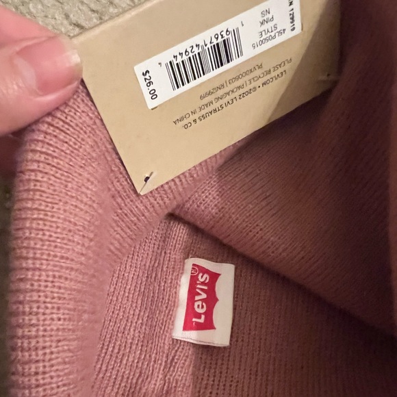Pink Levi’s Beanie - Picture 3 of 5